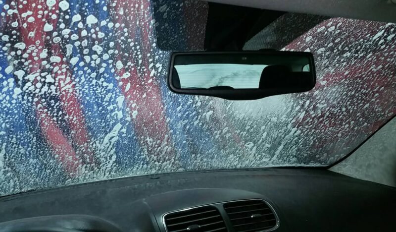 Mike's Carwash - Jefferson Blvd
